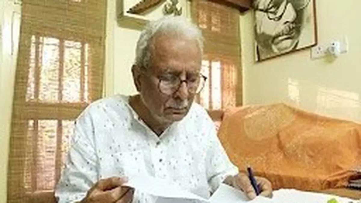 Vinod Kumar Shukla: A poet in a novelist’s shirt