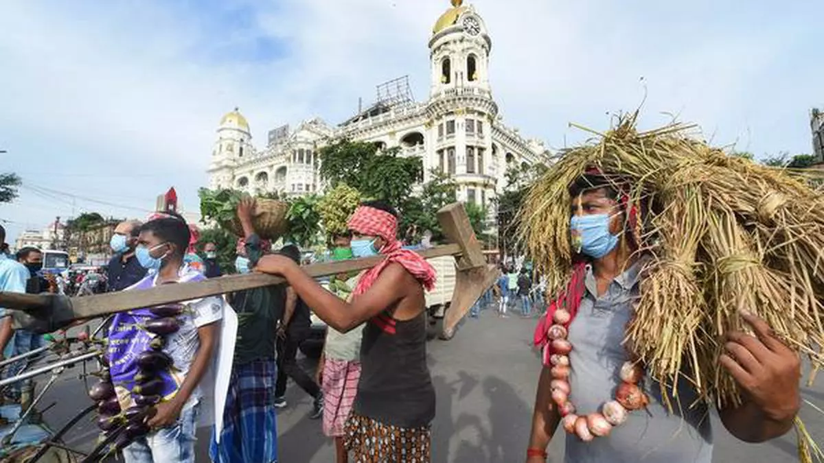 West Bengal: Spontaneous protest