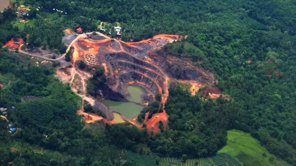 quarries-not-exempt-from-land-ceiling-in-kerala-supreme-court-frontline