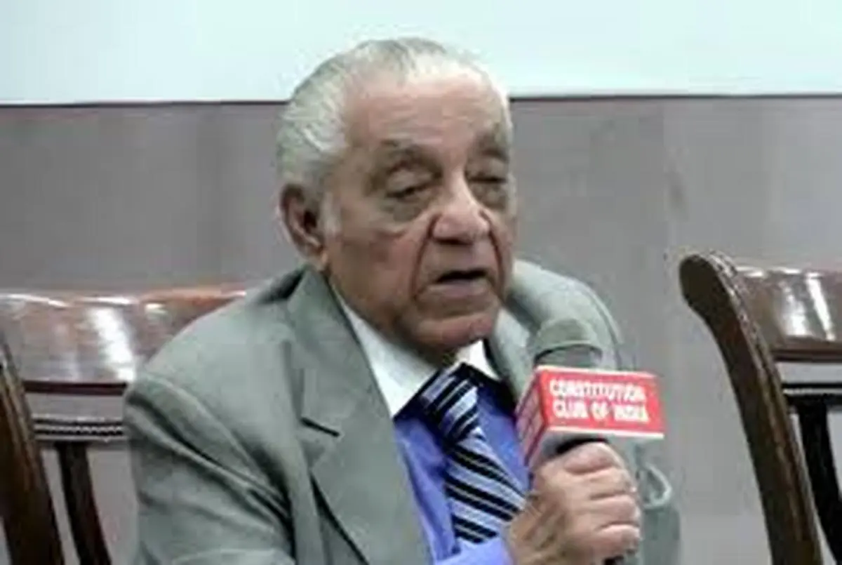 Noorani focussed on the trajectory that India was taking, the growth of right-wing conservatism and Hindutva politics, and the attack on liberal ideas, free speech, and expression.