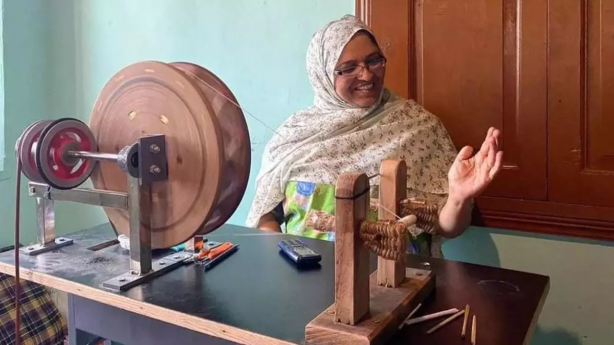 Women in Kashmir revive spinning wheel craft with modern charkhas