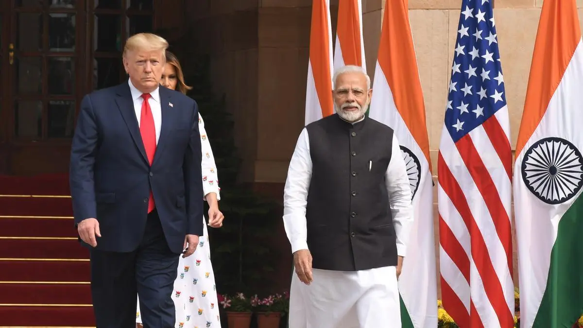 Imprevizibilitatea lui Donald Trump, stilul de realizare a tranzacțiilor personale și posturarea publică au remodelat modul în care India s-a angajat cu SUA, spune fostul ambasador.