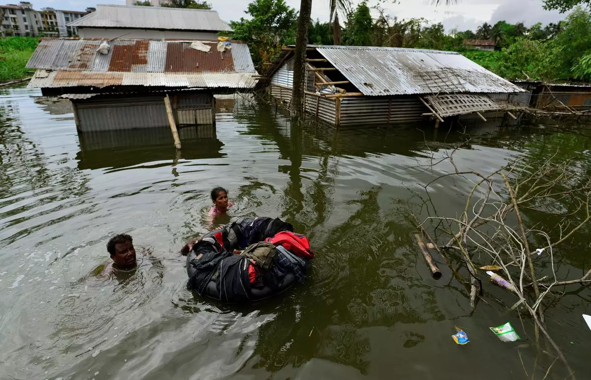 Assam Floods: Assam floods: Twin embankment plan to check erosion | Guwahati  News - Times of India