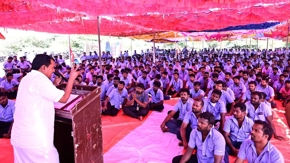 Samsung India Workers Form First Union After 7-Month Struggle in Tamil Nadu