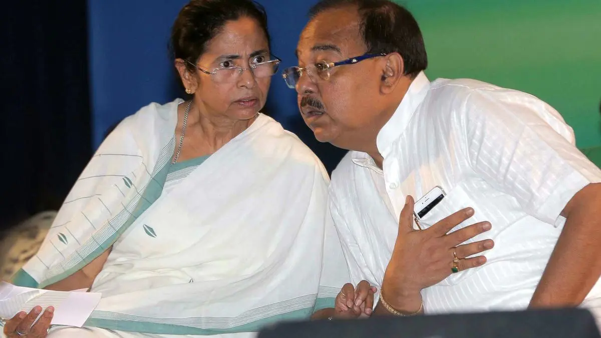 বাংলার রাজনীতিতে পরিবর্তন, শোভন চ্যাটার্জি 2025 সাল থেকে তৃণমূলে ফিরেছেন