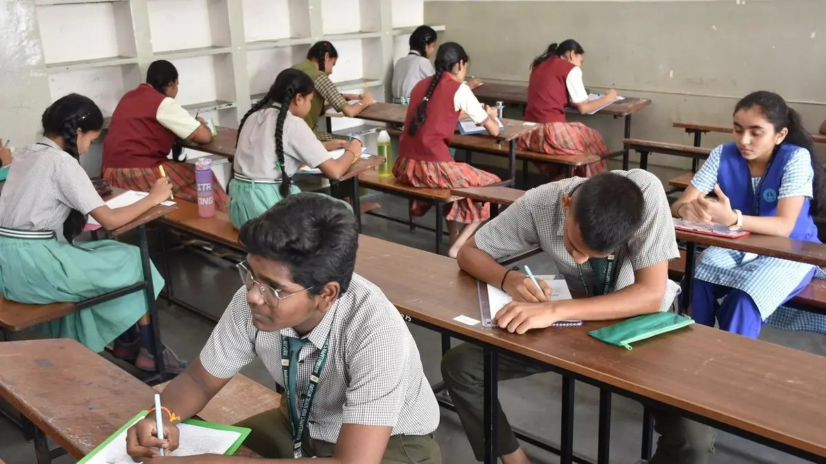 Karnataka Faces Growing Pressure to Abandon Three-Language Formula Amid  Rising Kannada Activism - Frontline