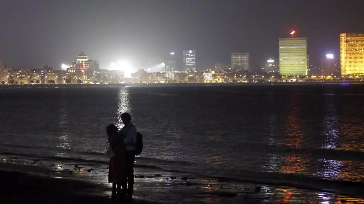 Lovebirds in Mumbai, all at sea