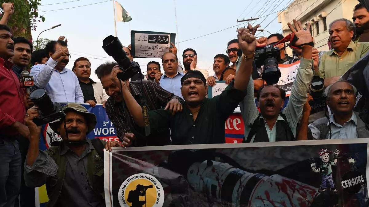 South Asia Press Freedom Report exposes alarming media restrictions and corporate influence