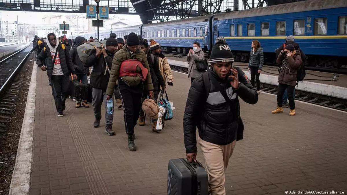 Ukraine Conflict: African Students Face Missiles And Racism - Frontline