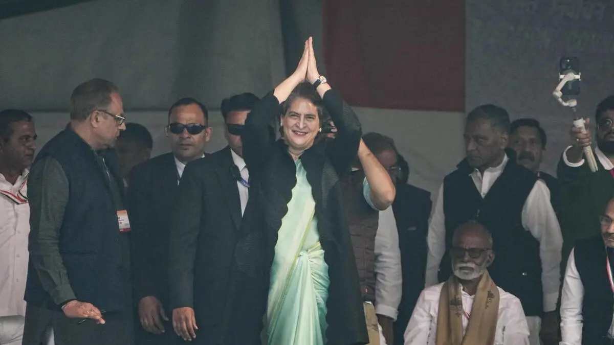 Congress Bets on Priyanka Gandhi for Uttar Pradesh Assembly Elections