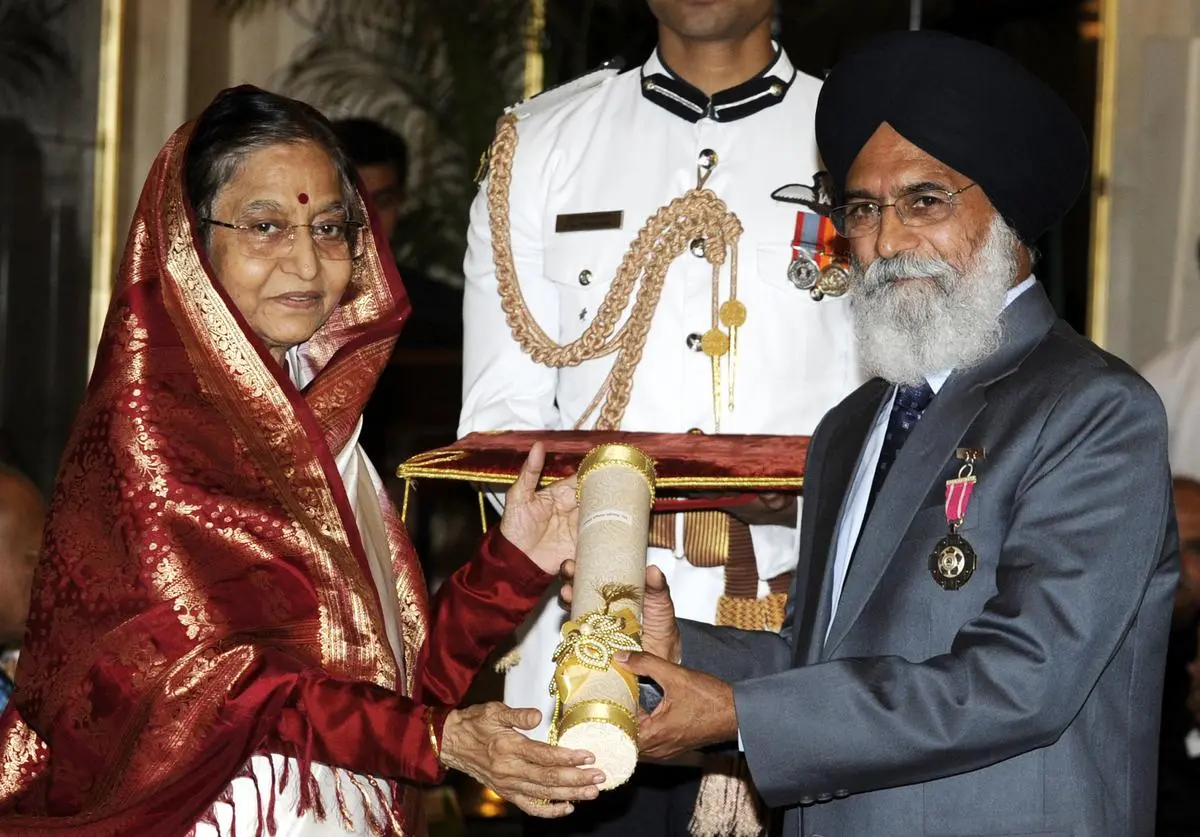 Then-President Pratibha Patil presents the Padma Shri to Surjit Singh in 2012. Then-President Pratibha Patil presents the Padma Shri to Surjit Singh in 2012.