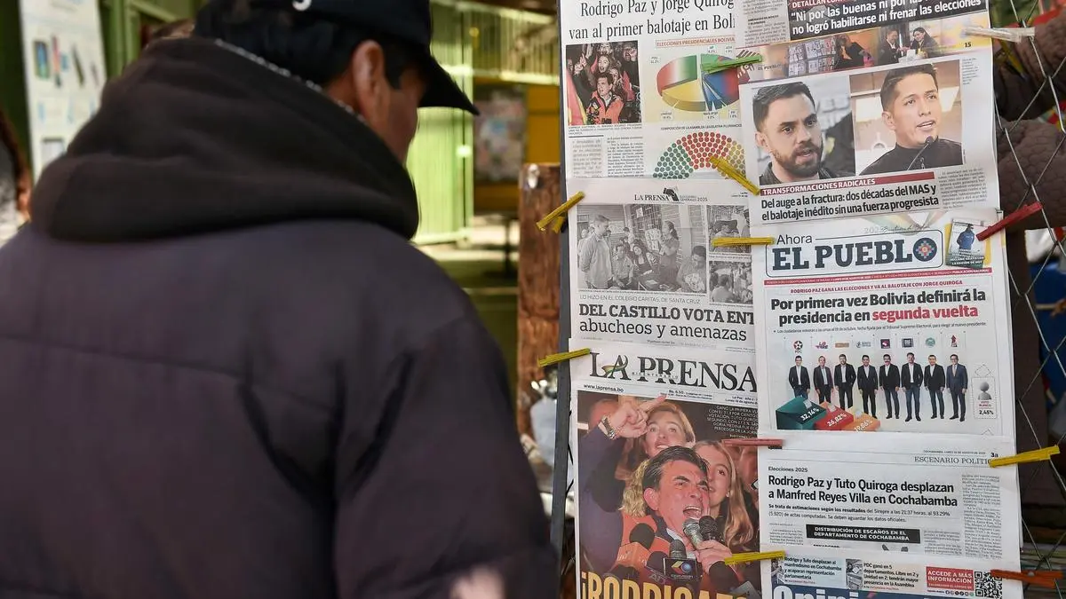 Bolivia election: Cautious Paz or hardliner Quiroga?