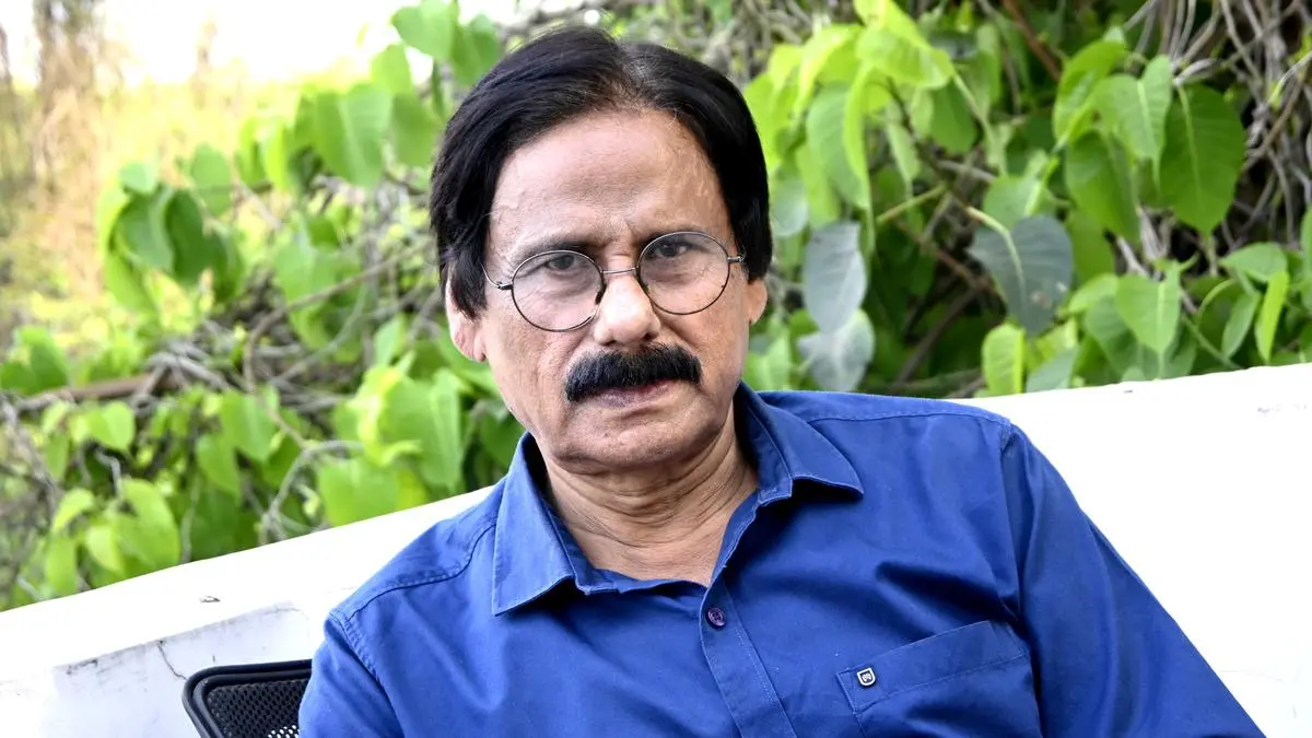 A writer’s job is to see what is not immediately visible: Khalid Jawed