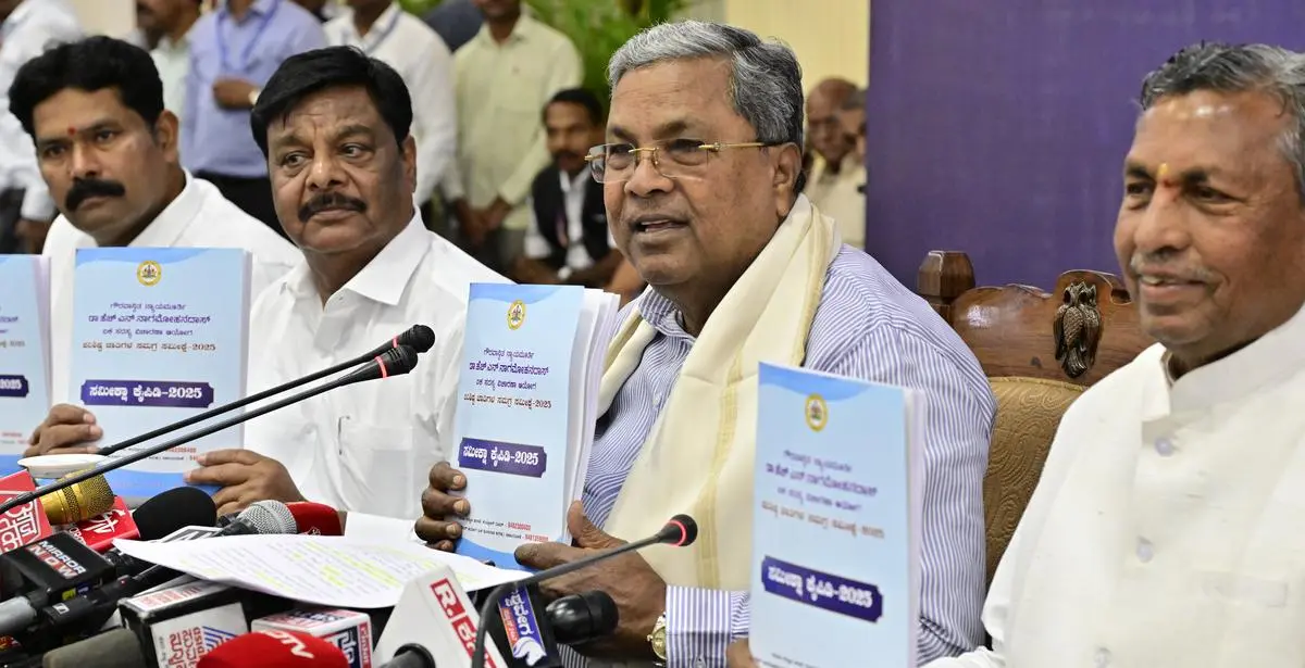 Karnataka Chief Minister Siddaramaiah addressing the media at the launch of his government’s comprehensive caste census targeting Scheduled Castes to gather empirical data on subcaste demographics, in Bengaluru on May 5, 2025.