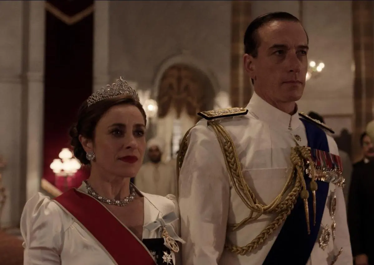 Lady Edwina Mountbatten (played by Cordelia Bugeja) and Lord Mountbatten (played by Luke McGibney) at their inauguration ceremony.