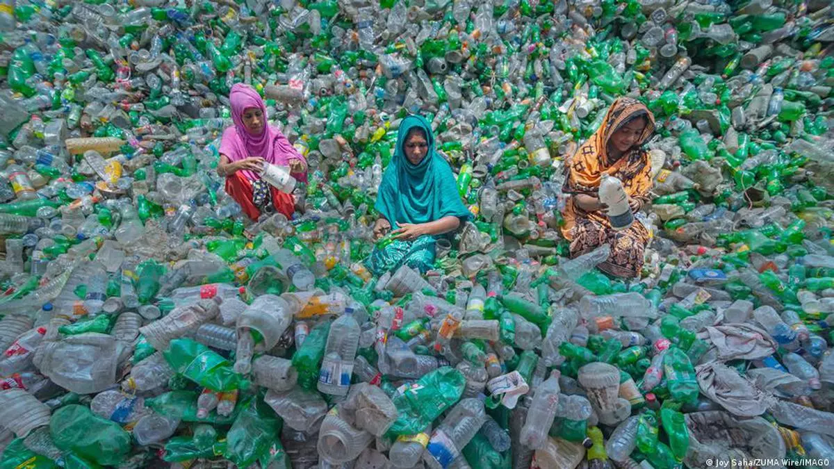 How we can overcome the growing plastic crisis