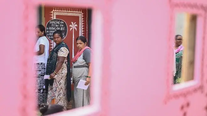 Election Commission of India: Mala fide or merely incompetent? - Frontline