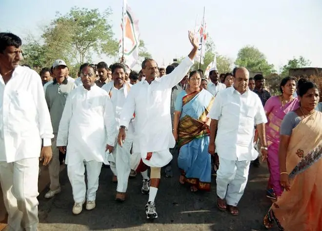 Y.S. Rajasekhara Reddy during his padayatra of Andhra Pradesh in 2003 which brought him to power. Y.S. Rajasekhara Reddy during his padayatra of Andhra Pradesh in 2003 which brought him to power.