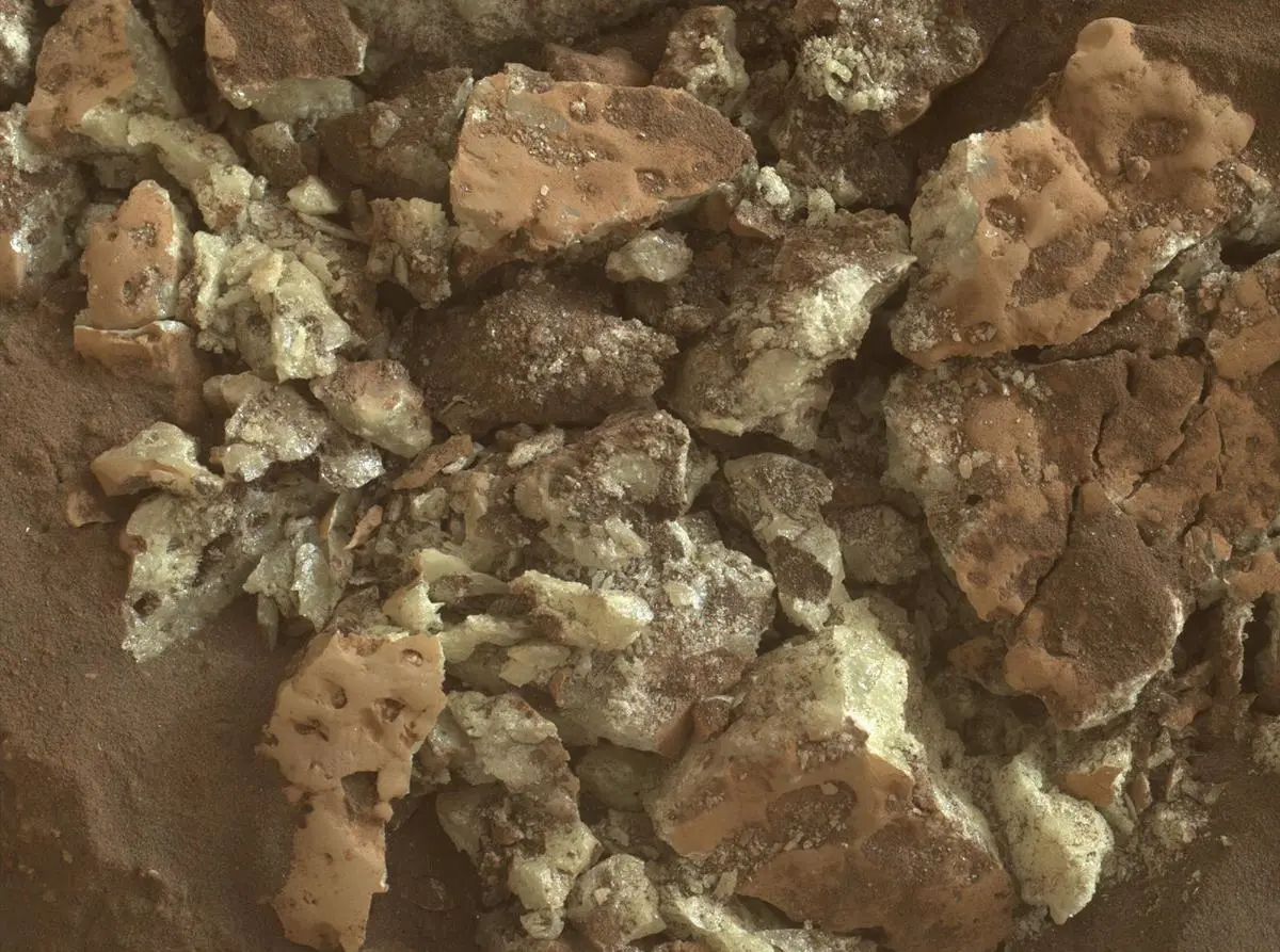 A close-up of the pure sulphur crystals that NASA’s Curiosity Mars rover found inside a rock on May 30, the 4,200th Martian day, or sol, of the mission. Curiosity captured this image on June 4, the 4,205th sol of the mission.