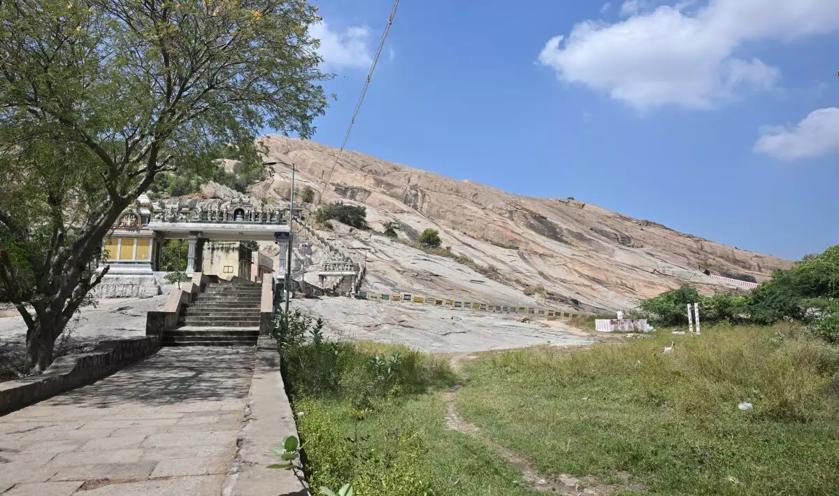 The Thiruparankundram hill is famous for the Subramanya Swamy Temple. Local Muslims claim that the hill is called “Sikkandar Malai”, after a Fakir named “Sikkandar” who is buried at its top.