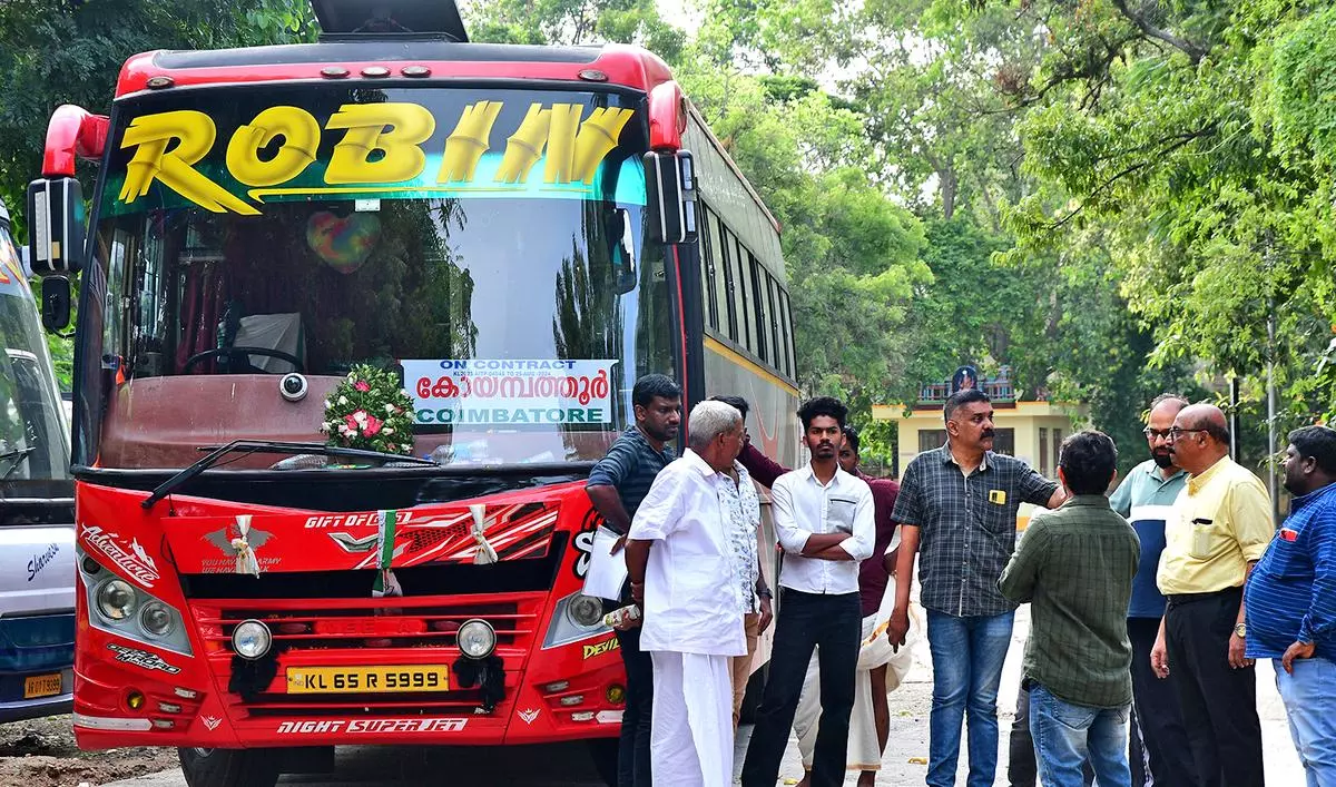 A private bus on the premises of the Regional Transport Office, Coimbatore Central, on November 19, 2023. Government officials told Frontline that plans are in place to hire private buses on contract for special occasions in the future.