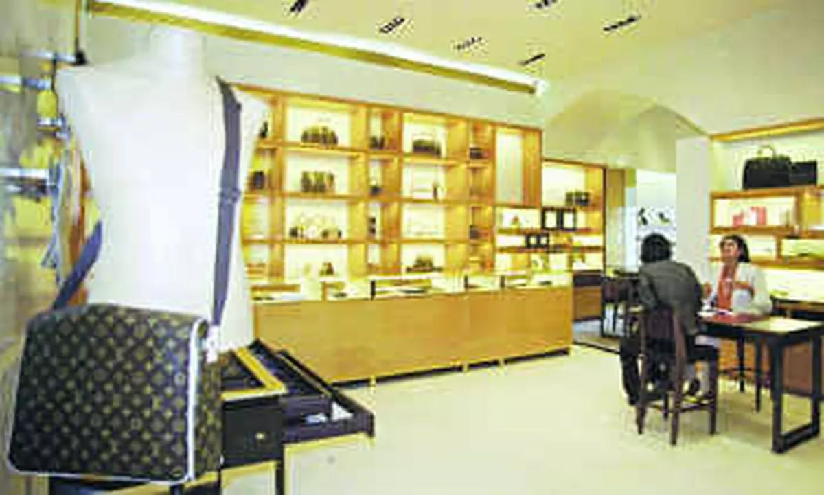 Louis Vuitton India Store Mumbai Industry