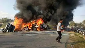 பெண்கள் என்று கூட பாராமல், அவர்கள் மீதுபாதுகாப்புப்படையினர்கொலைவெறித்தாக்குதல்.