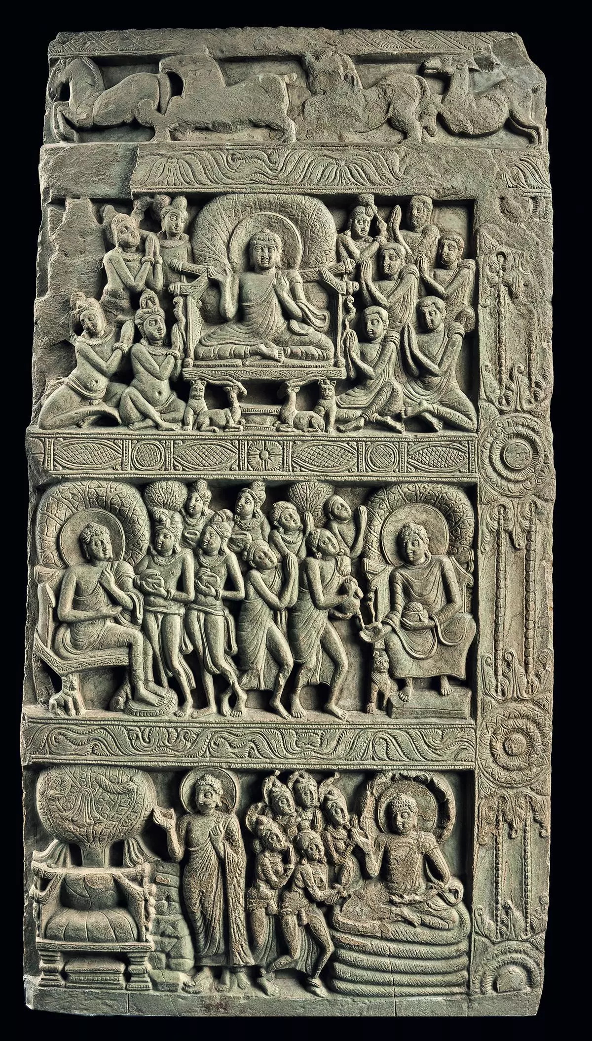 Limestone drum slab depicting five Buddha-life narratives, Nagarjunakonda, Andhra Pradesh, circa 3rd century CE. Archaeological Museum ASI, Nagarjunakonda.             