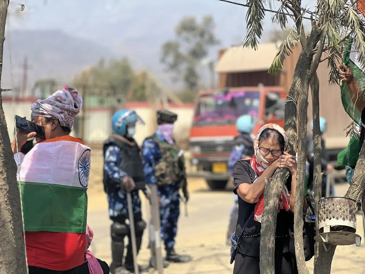 A Kuki-Zo woman as CAPF forces start surrounding women protesting “free movement” at the border of Kangpokpi.