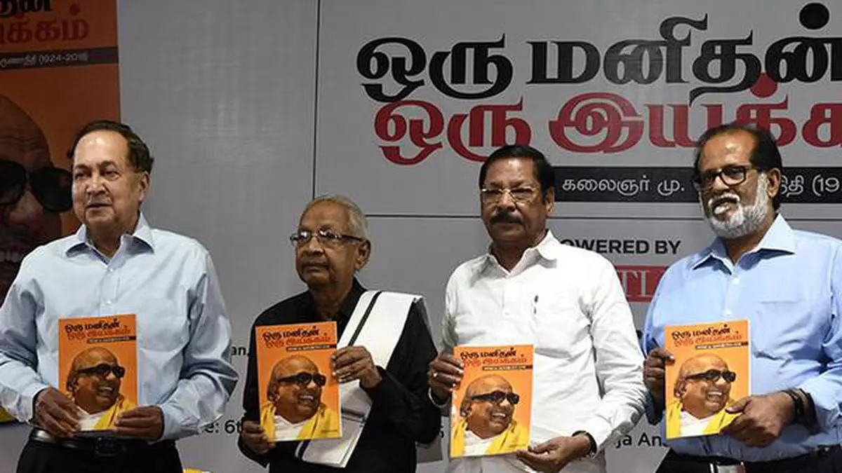 Book on Karunanidhi in Tamil from Frontline - Frontline